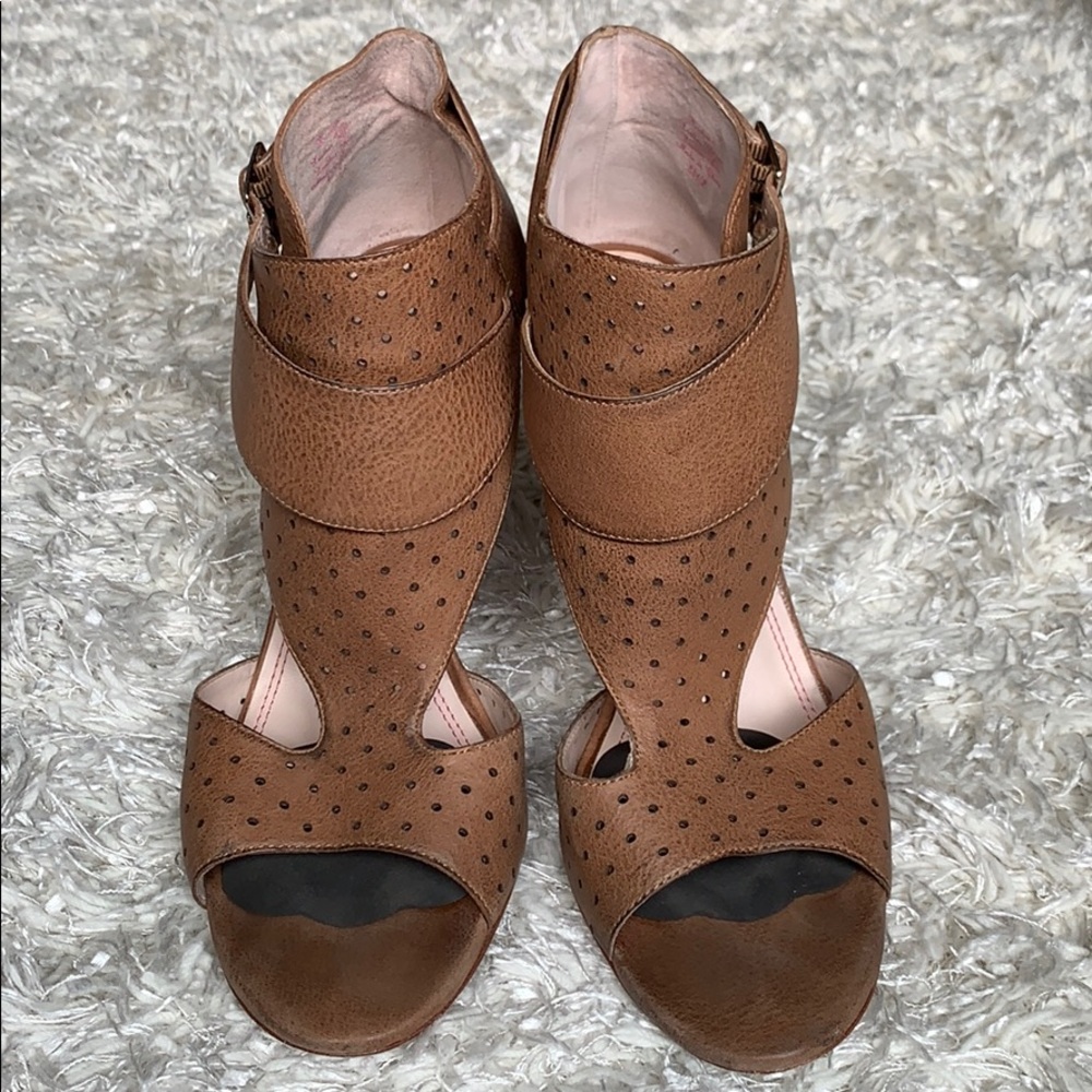 Brown wedge heel peeptoe sandals by Plenty